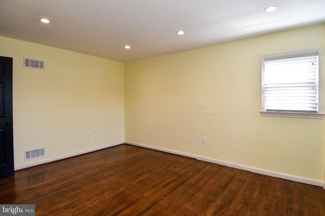 9309 REEF CT, Alexandria, VA 22309