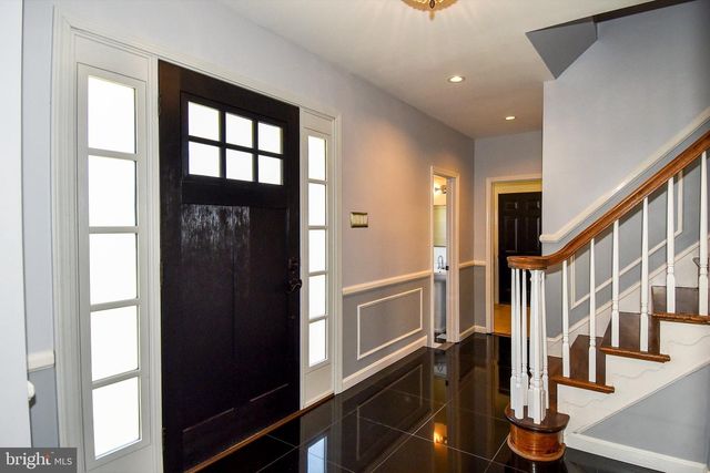 9309 REEF CT, Alexandria, VA 22309