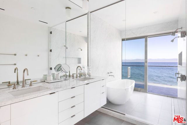 23956 Malibu Road, Malibu, CA 90265