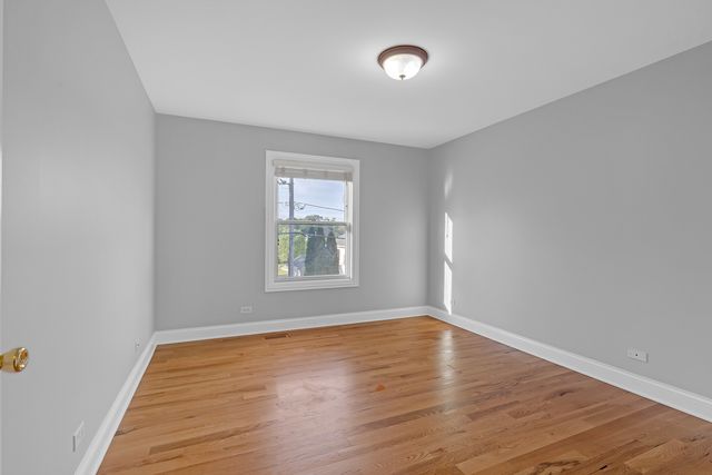 270 E Armitage Avenue, Addison, IL 60101