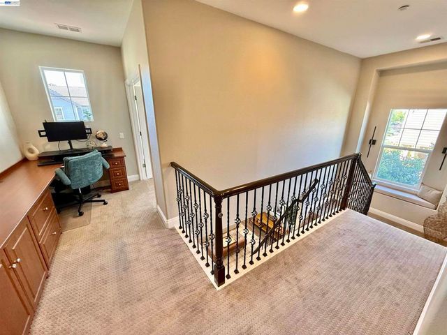 2942 San Minete Dr, Livermore, CA 94550