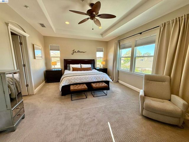 2942 San Minete Dr, Livermore, CA 94550