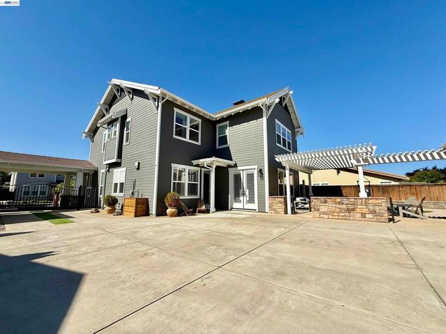 2942 San Minete Dr, Livermore, CA 94550