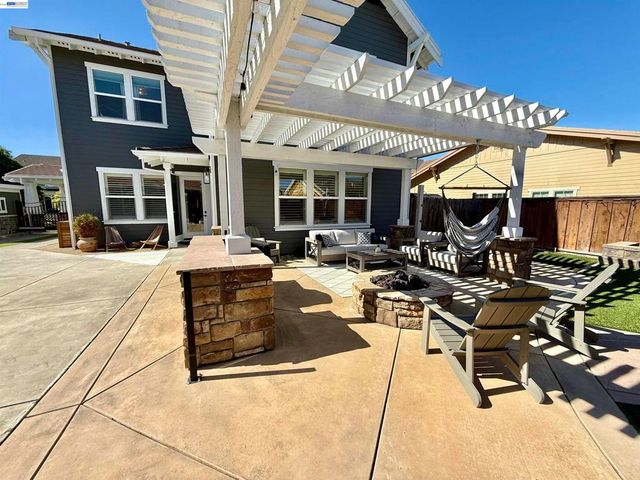 2942 San Minete Dr, Livermore, CA 94550