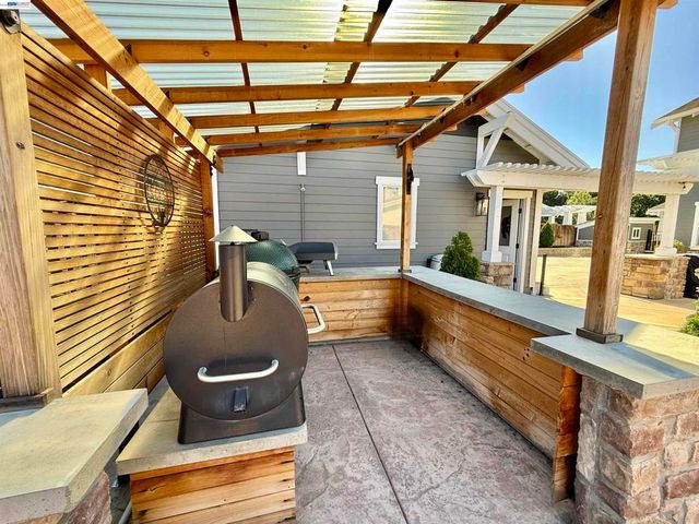 2942 San Minete Dr, Livermore, CA 94550