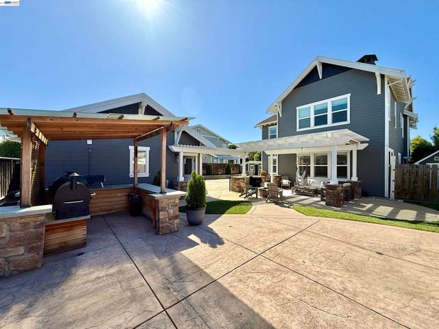 2942 San Minete Dr, Livermore, CA 94550