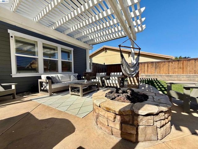 2942 San Minete Dr, Livermore, CA 94550