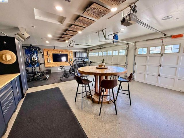2942 San Minete Dr, Livermore, CA 94550