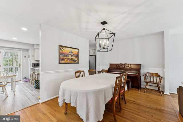 4026 NICHOLAS CT, Fairfax, VA 22033