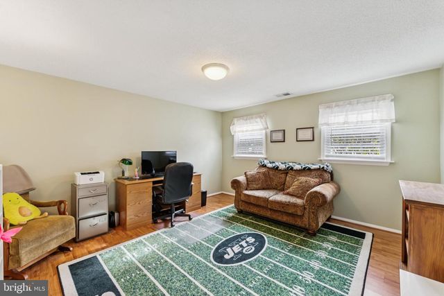 4026 NICHOLAS CT, Fairfax, VA 22033