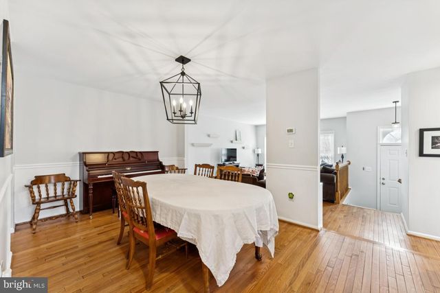 4026 NICHOLAS CT, Fairfax, VA 22033