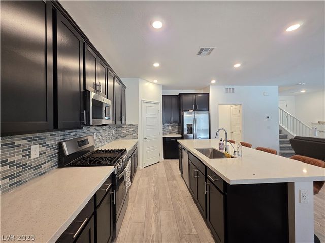 2990 Overlook Brook Street, Las Vegas, NV 89156
