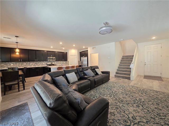 2990 Overlook Brook Street, Las Vegas, NV 89156