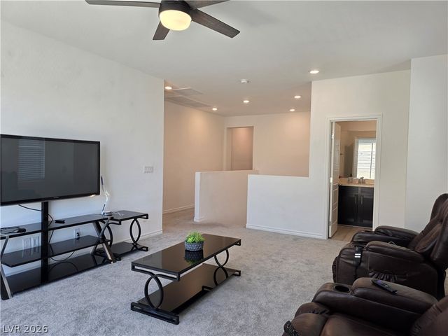 2990 Overlook Brook Street, Las Vegas, NV 89156