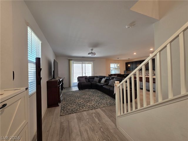2990 Overlook Brook Street, Las Vegas, NV 89156