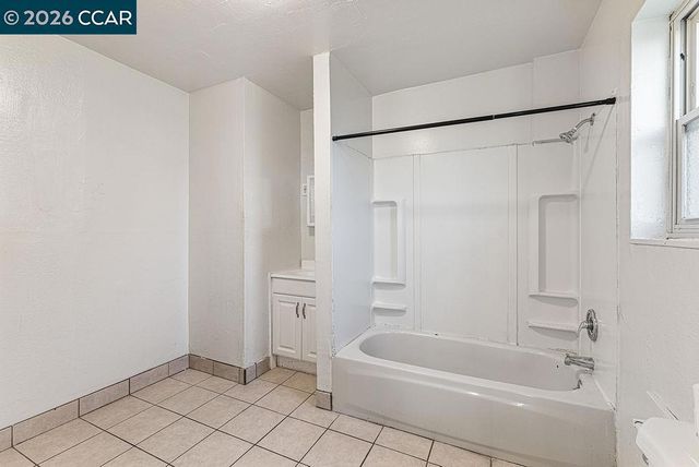 1419 Esmond Ave, Richmond, CA 94801