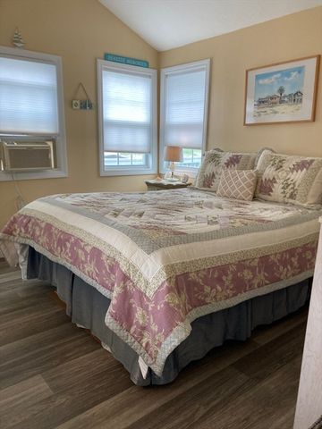 13 Thompson Road A, Bourne, MA 02532