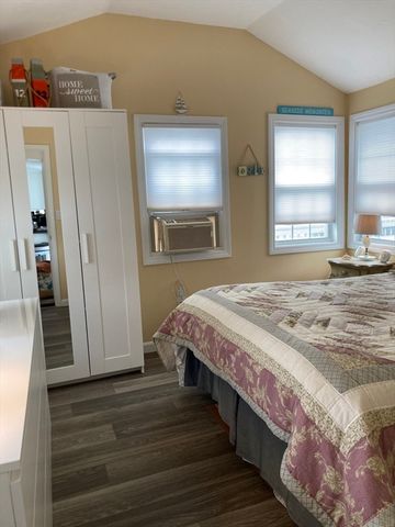 13 Thompson Road A, Bourne, MA 02532