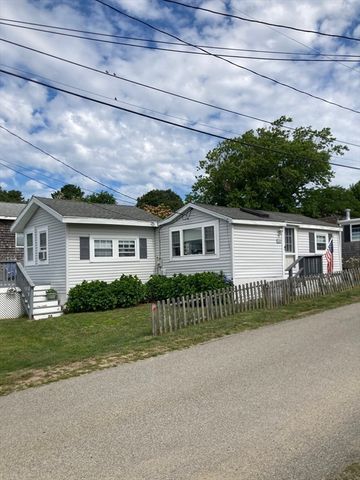 13 Thompson Road A, Bourne, MA 02532