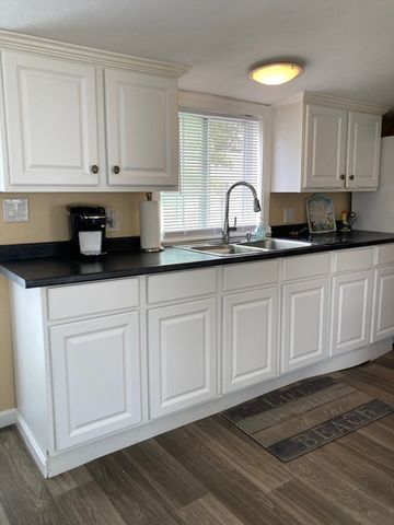 13 Thompson Road A, Bourne, MA 02532