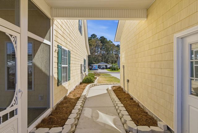 4241 Graystone Blvd., Little River, SC 29566