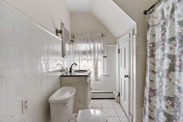 28 Lenox Avenue, Albany, NY 12203