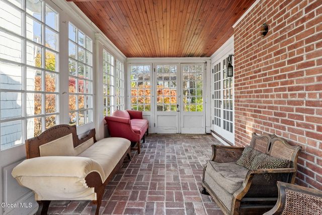 28 Lenox Avenue, Albany, NY 12203