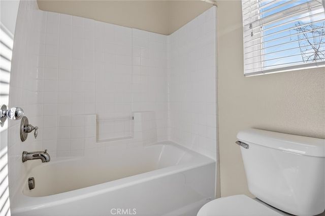 13605 Del Cerro, Victorville, CA 92392