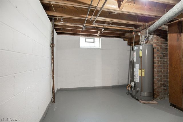 32610 Willowick Drive, Willowick, OH 44095