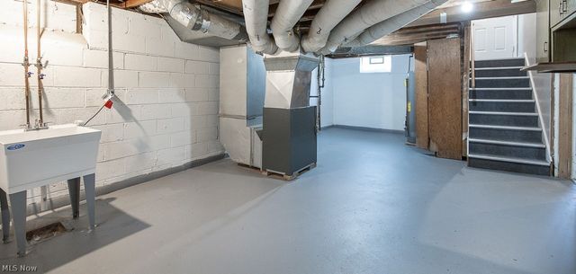 32610 Willowick Drive, Willowick, OH 44095