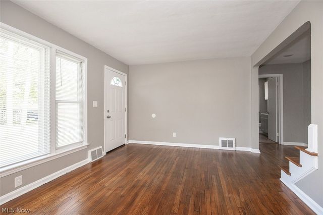 32610 Willowick Drive, Willowick, OH 44095