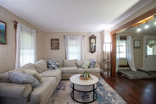 14300 MOUNT PLEASANT Road, Cambridge Springs, PA 16403