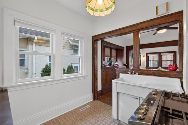 4151 2nd Avenue S, Minneapolis, MN 55409