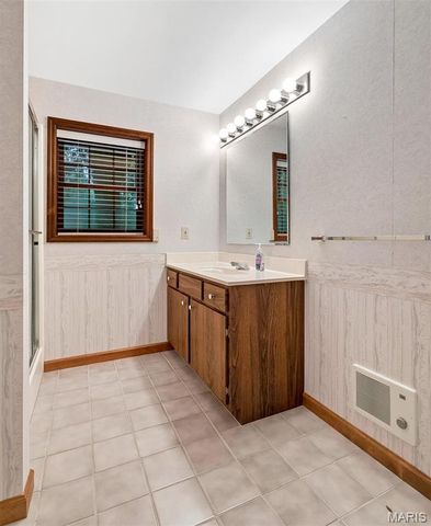 413 Alborado Drive, Washington, MO 63090