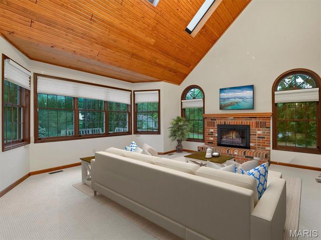 413 Alborado Drive, Washington, MO 63090