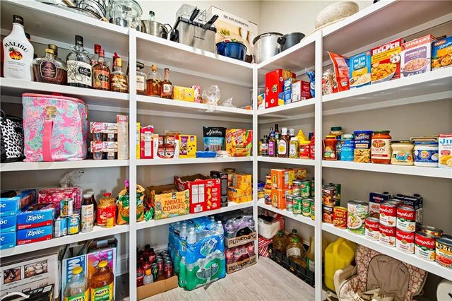 5662 Orchard W Lane, Grand Bay, AL 36541