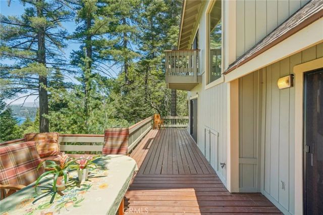 551 Raccoon Court, Lake Arrowhead, CA 92352