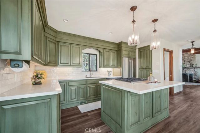 551 Raccoon Court, Lake Arrowhead, CA 92352