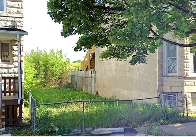 3836 W Flournoy Street, Chicago, IL 60624
