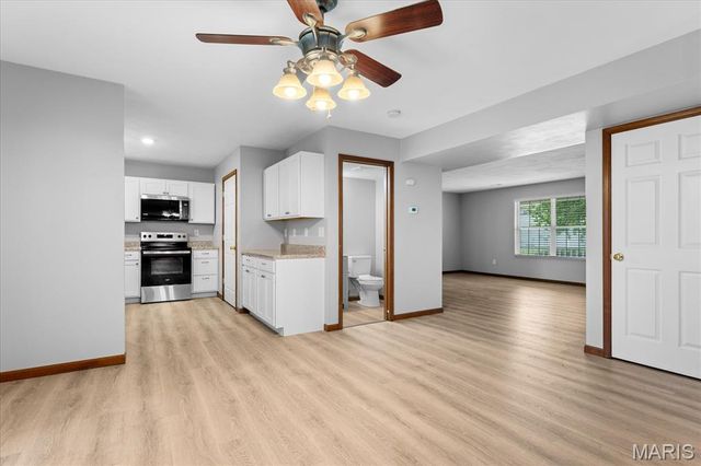 804 Country Meadow Lane, Shiloh, IL 62221