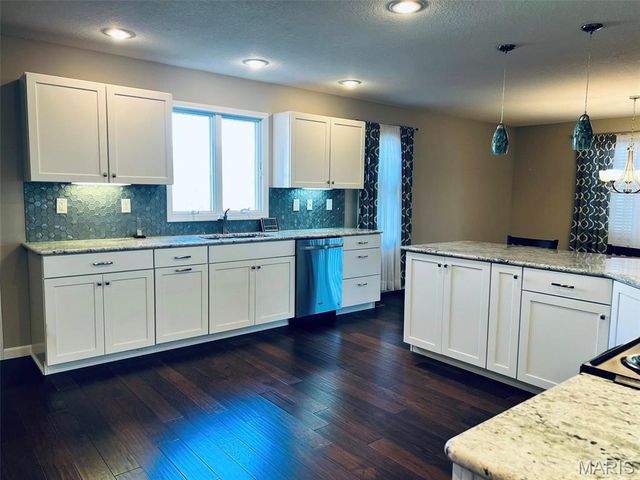 270 Gala Drive, Hannibal, MO 63401