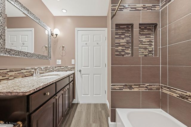 17682 Drake Road, Strongsville, OH 44136