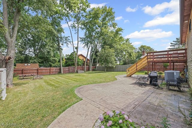 17682 Drake Road, Strongsville, OH 44136