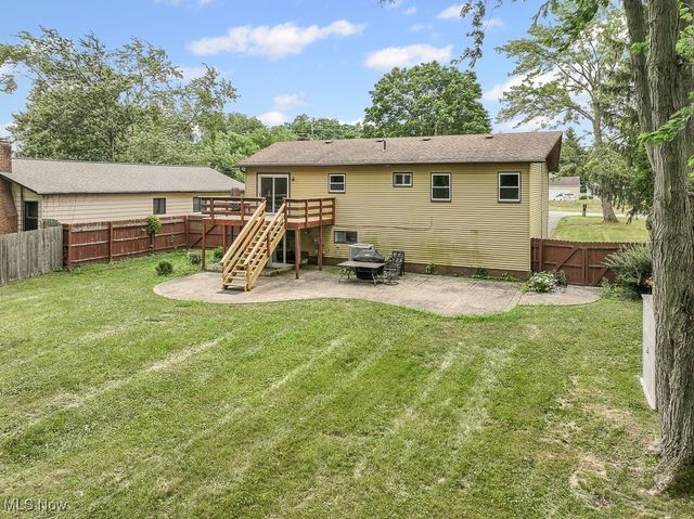 17682 Drake Road, Strongsville, OH 44136