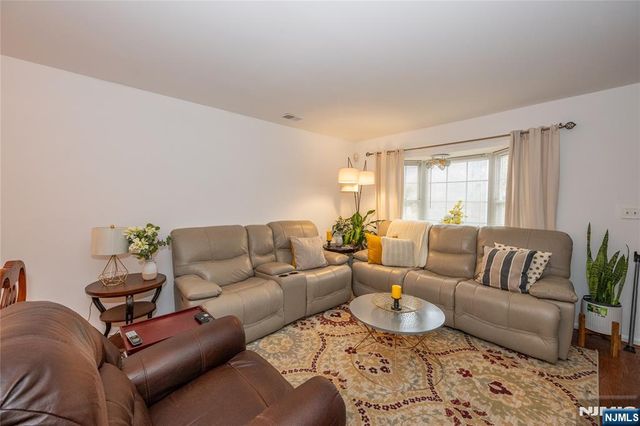 3 Martha Court, Newark, NJ 07103