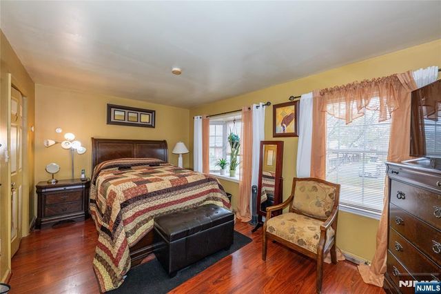 3 Martha Court, Newark, NJ 07103