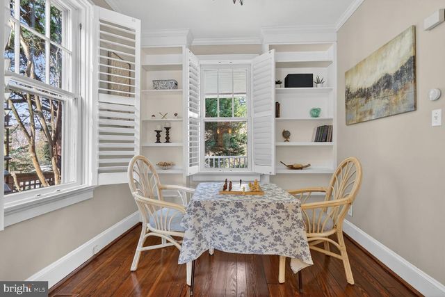 5014 KLINGLE ST NW, Washington, DC 20016