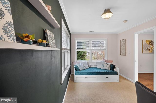 5014 KLINGLE ST NW, Washington, DC 20016