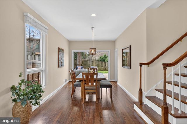 5014 KLINGLE ST NW, Washington, DC 20016