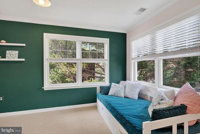 5014 KLINGLE ST NW, Washington, DC 20016